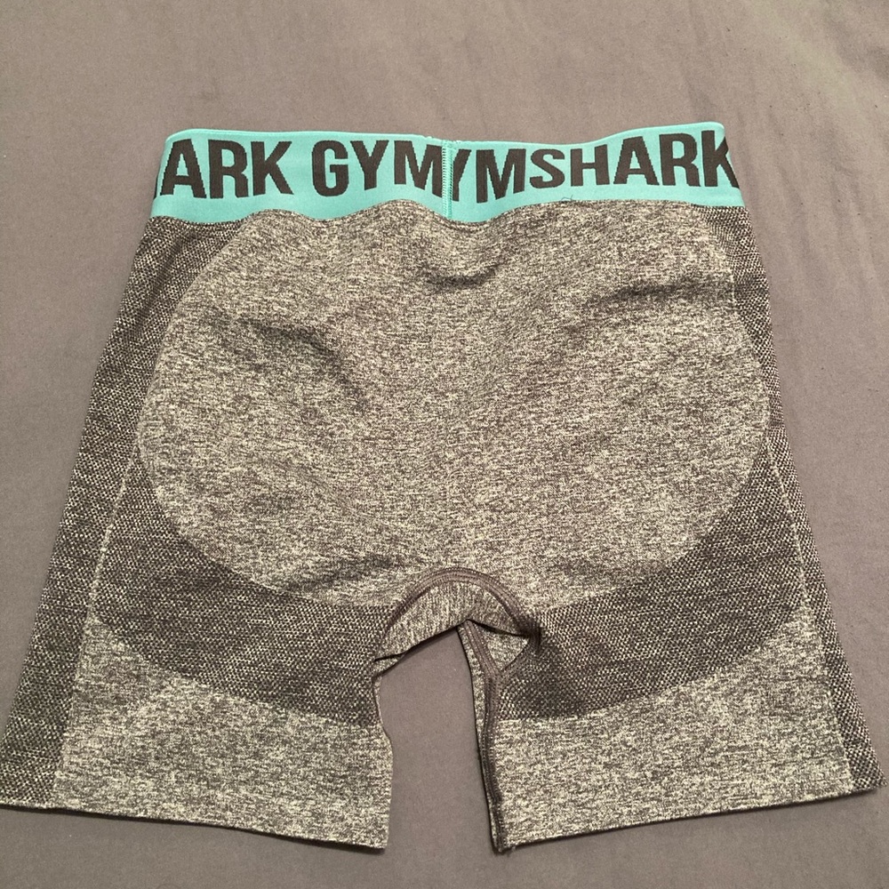 Gymshark flex shorts size medium